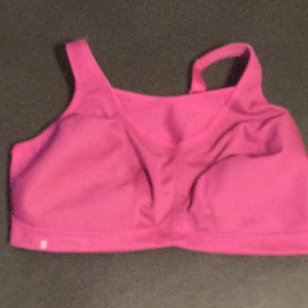 NWOT Glamorise Sport Size 44DD Bra